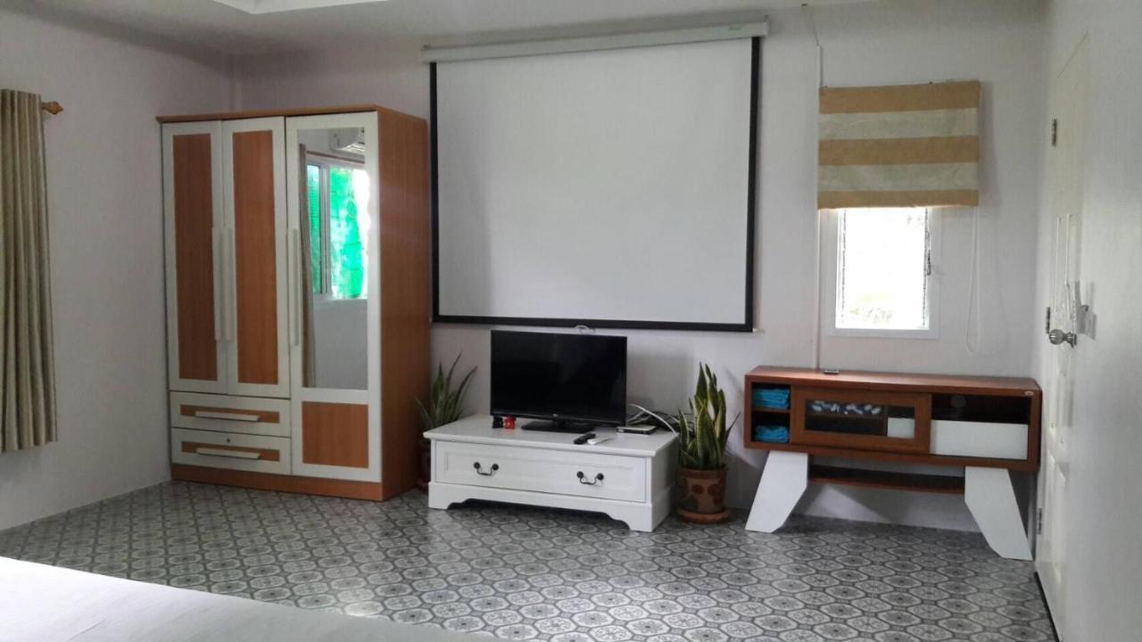 Nadee Resort Удон-Тхани Экстерьер фото